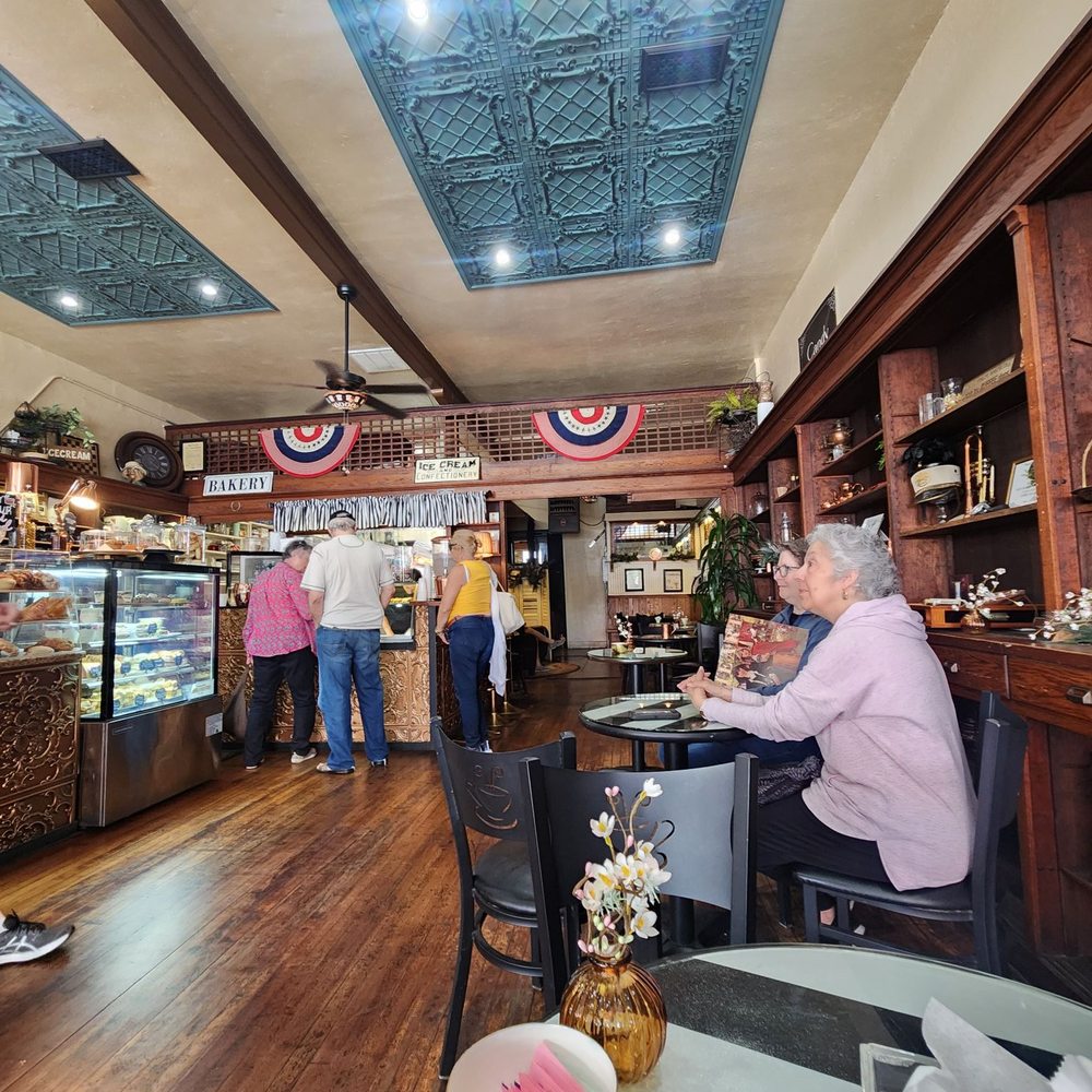 Chocolatte - Chocolatiers & Shops Near Me - Sutter Creek, California Chocolatte - Chocolatiers & Shops Near Me - Sutter Creek, California