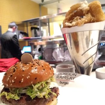 Gordon Ramsay Burger Las Vegas - onion rings were too much and too oily - Burgers Near Me - Las Vegas, Nevada Gordon Ramsay Burger Las Vegas - onion rings were too much and too oily - Burgers Near Me - Las Vegas, Nevada