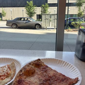 Frank's Pizzeria - Capitol District - Pizza Near Me - Omaha, Nebraska