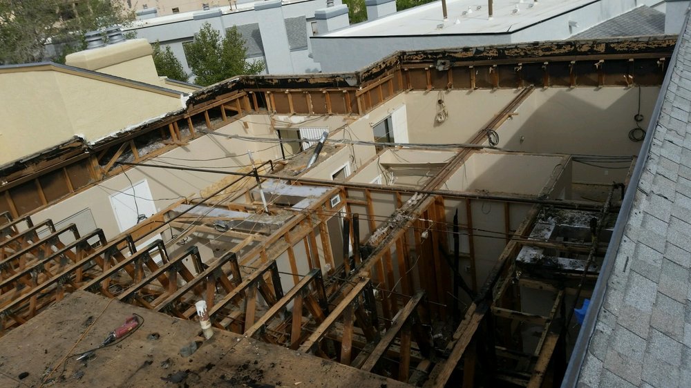 Slide of Lariat Builders Group