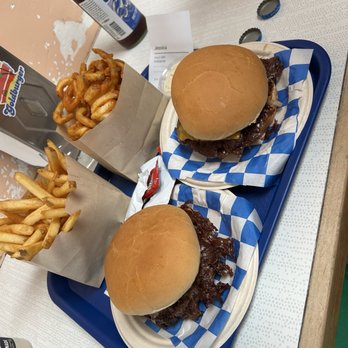 Goldburger - Goldburger Combo - Burgers Near Me - Los Angeles, California Goldburger - Goldburger Combo - Burgers Near Me - Los Angeles, California