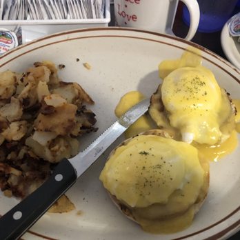 Compton's Pancake House - Breakfast & Brunch Near Me - Stroudsburg, Pennsylvania Compton's Pancake House - Breakfast & Brunch Near Me - Stroudsburg, Pennsylvania