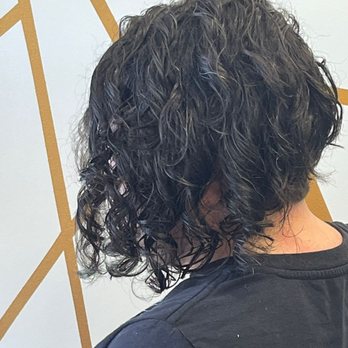 Dye'N 2 Cut It - Hair Stylists Near Me - Las Vegas, Nevada Dye'N 2 Cut It - Hair Stylists Near Me - Las Vegas, Nevada