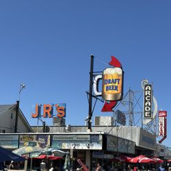 Jr's Ocean Bar and Grill