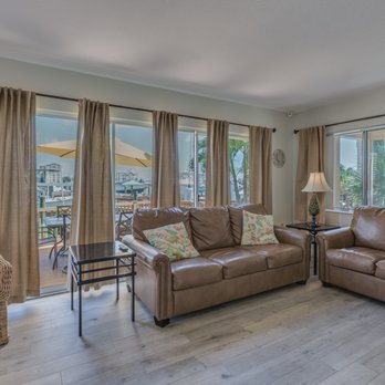 Five Palms Vacation Rentals - Suite 105 Waterfront townhouse - Vacation Rentals Near Me - Clearwater Beach, Florida Five Palms Vacation Rentals - Suite 105 Waterfront townhouse - Vacation Rentals Near Me - Clearwater Beach, Florida
