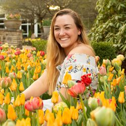 Memories In A Snap Photography - Senior Photos