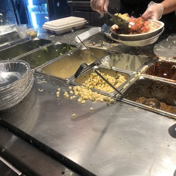 Chipotle Mexican Grill - Messy - Mexican Near Me - Willoughby, Ohio