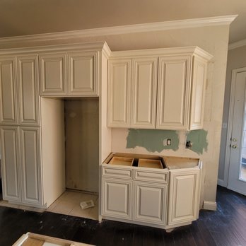 U Kitchen Design - Flooring Near Me - Plano, Texas U Kitchen Design - Flooring Near Me - Plano, Texas