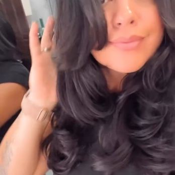 Curly Gurl Bella - Look at my layers straight! Omg best cut ever - Hair Stylists Near Me - Bend, Oregon