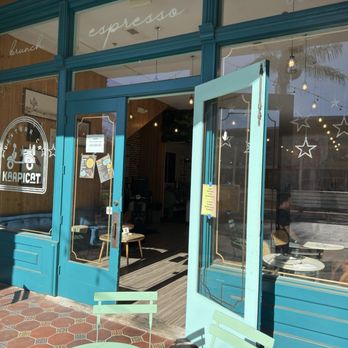 Kaapicat Cafe - Exterior on Main St - Coffee & Tea Near Me - Ventura, California Kaapicat Cafe - Exterior on Main St - Coffee & Tea Near Me - Ventura, California
