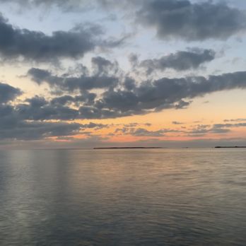 Bay Harbor Lodge - Hotels Near Me - Key Largo, Florida Bay Harbor Lodge - Hotels Near Me - Key Largo, Florida
