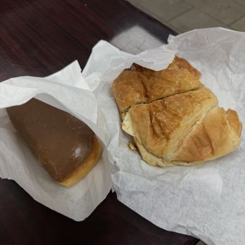 Bridge City Donuts - Donuts Near Me - Rialto, California Bridge City Donuts - Donuts Near Me - Rialto, California