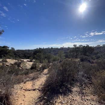 Crest Canyon Park - Parks Near Me