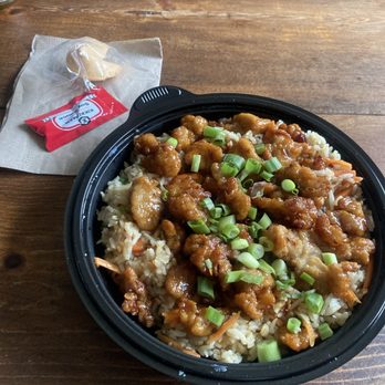 Pei Wei Asian Kitchen - Firecracker chicken on fried rice! - Chinese Near Me - Queen Creek, Arizona Pei Wei Asian Kitchen - Firecracker chicken on fried rice! - Chinese Near Me - Queen Creek, Arizona