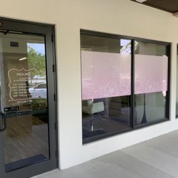 Salon front