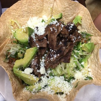 Mi Rinconcito Mexicano - Taco Salad with steak - Tacos Near Me - Miami, Florida Mi Rinconcito Mexicano - Taco Salad with steak - Tacos Near Me - Miami, Florida