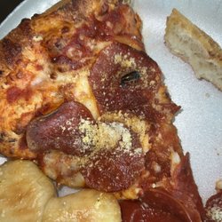 Domino's Pizza - Found a cockroach on my pizza