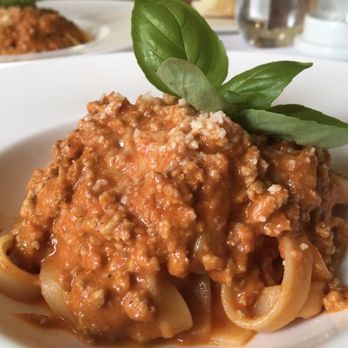 Sette - Tagliatelle Ragu - Italian Near Me - Bernardsville, New Jersey