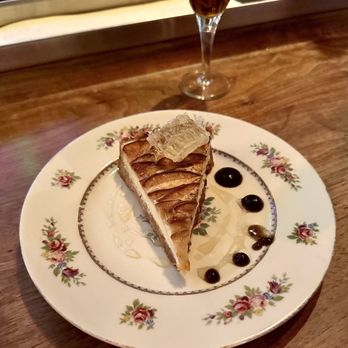 Mabel Gray - Pear Tarte - New American Near Me - Hazel Park, Michigan