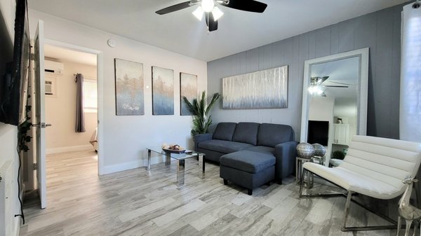 Beachway inn by null