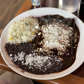 El Ruizeñor Grill - Chicken Enmoladas - Mexican Near Me - Temple City, California El Ruizeñor Grill - Chicken Enmoladas - Mexican Near Me - Temple City, California