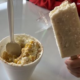 Arroz con leche and an esquite Arroz con leche and an esquite