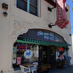 Chiaramonte's Deli & Sausages - Old Italian Deli with great sandwiches