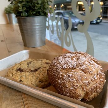 Bibble & Sip - Earl Grey Cream Puffs Earl Grey Chocolate Chip Cookie - Coffee & Tea Near Me - New York, New York Bibble & Sip - Earl Grey Cream Puffs Earl Grey Chocolate Chip Cookie - Coffee & Tea Near Me - New York, New York