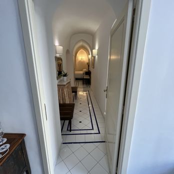 Albergo Miramare - The hallway from the master bedroom. - Hotels Near Me - Positano, SA Albergo Miramare - The hallway from the master bedroom. - Hotels Near Me - Positano, SA