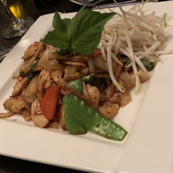 Pimaan Thai Restaurant - Drunken Noodles - Thai Near Me - Emerson, New Jersey Pimaan Thai Restaurant - Drunken Noodles - Thai Near Me - Emerson, New Jersey