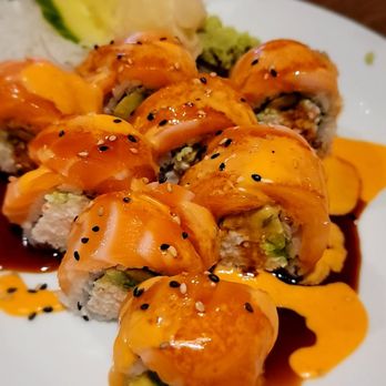 Masa Sushi - Y2K Roll - Sriracha mayo sauce made this a little more spicy than the Omega. CA Roll on the inside - Sushi Bars Near Me - Camarillo, California