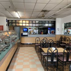 China Royal - Counter and seating area