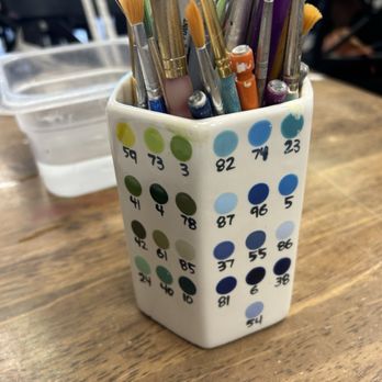 Quiggly's Clayhouse - Pottery color swatch - Paint-Your-Own Pottery Near Me - Richardson, Texas Quiggly's Clayhouse - Pottery color swatch - Paint-Your-Own Pottery Near Me - Richardson, Texas