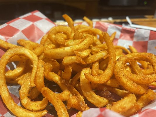 Smitty's Pub & Pizza by null
