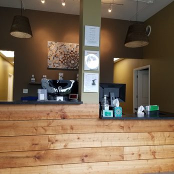 Davis Chiropractic - Chiropractors Near Me - Oak Park, Illinois