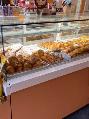 Little Gourmand by null