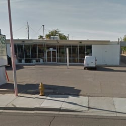 Downs Wholesale Florist - Nondescript building & parking lot. Usually completely empty but that doesn't mean they are closed!! (Yes, this photo is from Google Maps..)