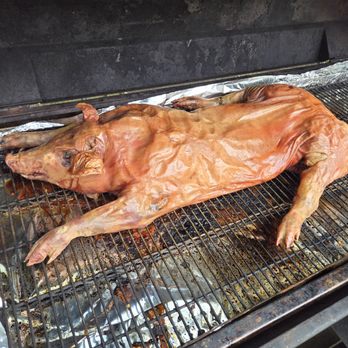 Bentley's Famous BBQ - Mmmmmmmm! - Caterers Near Me - Chelmsford, Massachusetts
