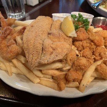 Pappadeaux Seafood Kitchen - Fried Seafood Sampler Platter - Cajun/Creole Near Me - Marietta, Georgia Pappadeaux Seafood Kitchen - Fried Seafood Sampler Platter - Cajun/Creole Near Me - Marietta, Georgia