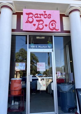 Barbs B Q by null