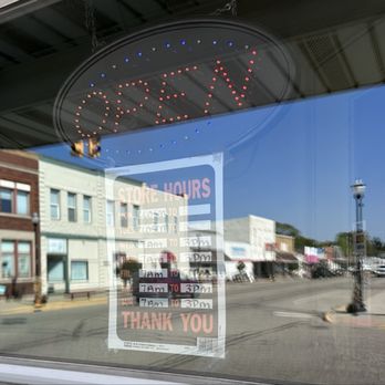 Leah's Korner Kafe - Hours - Burgers Near Me - Coleman, Michigan