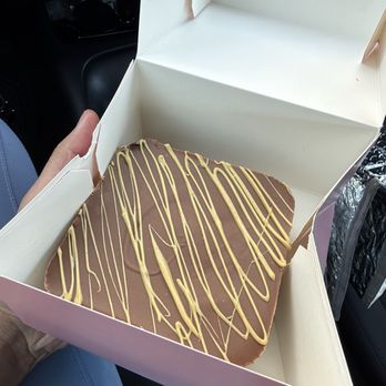 Crumbl - Aliana - Outside appearance was okay until I bit into the rubbery and hard piece (idek what it was) - Bakeries Near Me - Richmond, Texas Crumbl - Aliana - Outside appearance was okay until I bit into the rubbery and hard piece (idek what it was) - Bakeries Near Me - Richmond, Texas