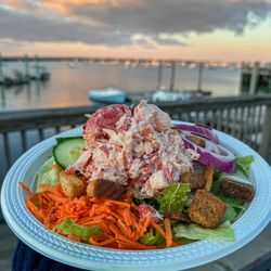 Lobster Hut - Lobster Salad over a garden salad