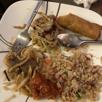 Golden China - Mu shu pork, egg rolls, pork fried rice, sweet and sour chicken, and beef lo mein - Chinese Near Me - Salinas, California Golden China - Mu shu pork, egg rolls, pork fried rice, sweet and sour chicken, and beef lo mein - Chinese Near Me - Salinas, California