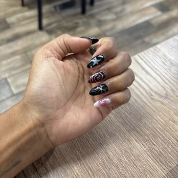 Diamond Nails Design - spooky season - Nail Salons Near Me - Paramount, California Diamond Nails Design - spooky season - Nail Salons Near Me - Paramount, California