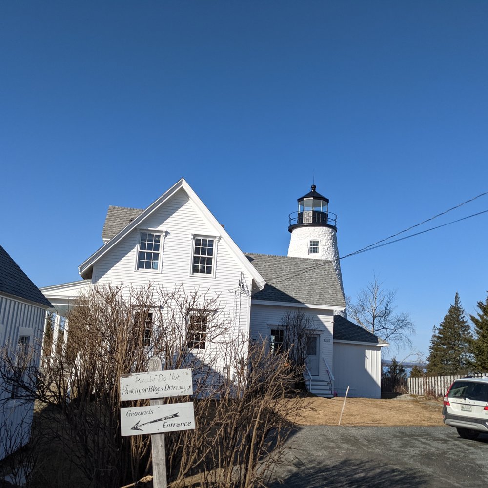 Dyce Head Lighthouse - Dyce Head Lighthouse, Castine ME - Hiking Near Me - Castine, Maine