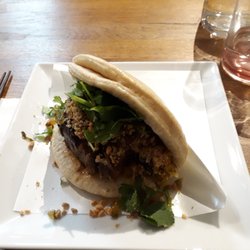 Le goût de Taïwan - Gua bao (pork belly bun).