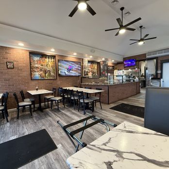 Kraves Pizza & Restaurant - Interior - Italian Near Me - Denville, New Jersey Kraves Pizza & Restaurant - Interior - Italian Near Me - Denville, New Jersey