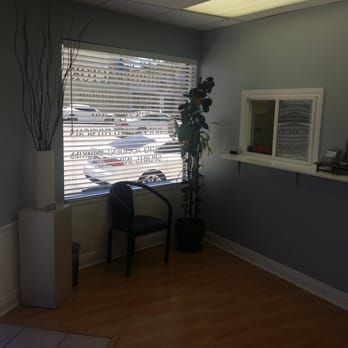 Blikian Chiropractic & Acupuncture - Friendly staff. - Chiropractors Near Me - Glendale, California Blikian Chiropractic & Acupuncture - Friendly staff. - Chiropractors Near Me - Glendale, California