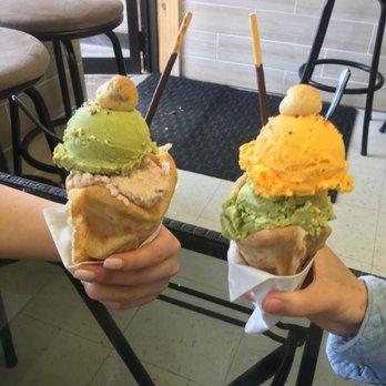 Red Bean Waffle House - Red bean + green tea (left), mango + green tea (right) - Desserts Near Me - Thornhill, Ontario Red Bean Waffle House - Red bean + green tea (left), mango + green tea (right) - Desserts Near Me - Thornhill, Ontario
